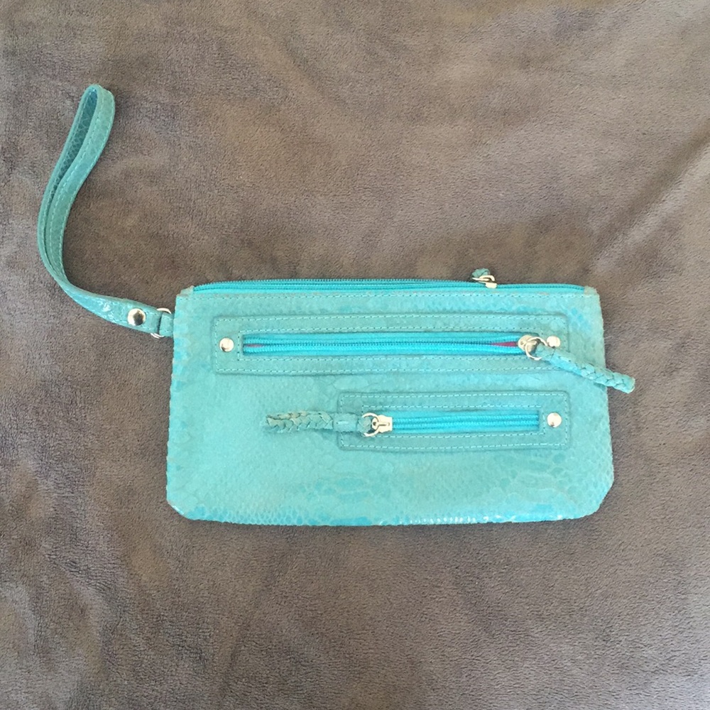 🐳Perlina leather clutch🐳